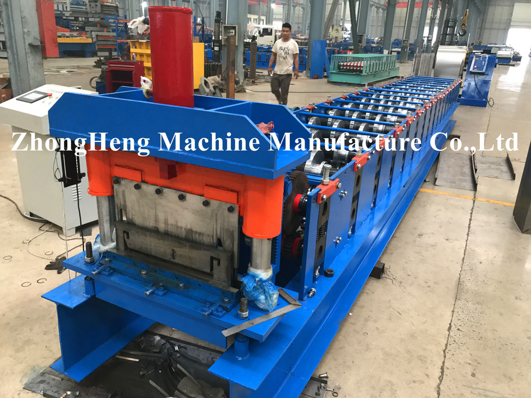 KR 18 Model Hidden Joint Roof Panel Roll Forming Machine For 0.32mm Material With Seaming Machine 180 Degree Loacked