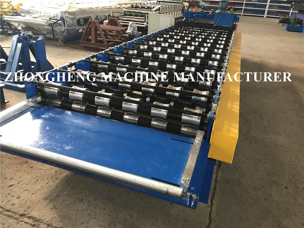 Servo Motor Control Roof Sheet Metal Roll Forming Machines With PLC And Inverter Control